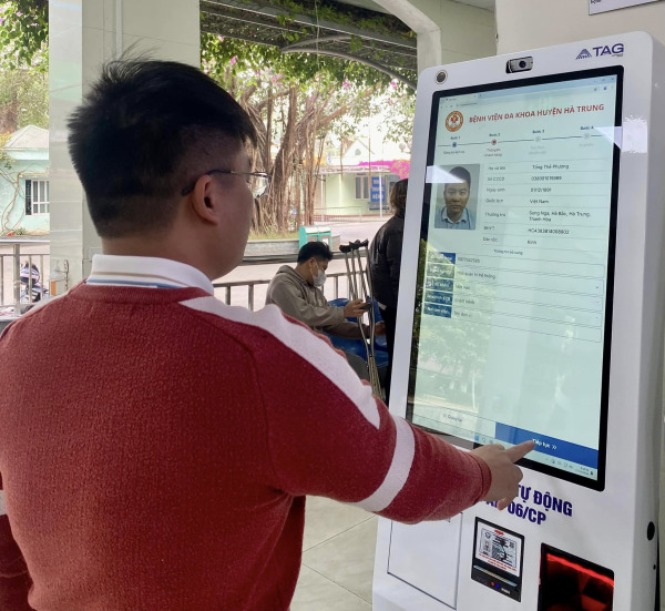Triển khai Kiosk tại Bệnh viện Hà Trung (Thanh Hoá)